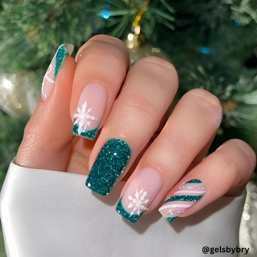christmas-sparkle-nail-design.jpg