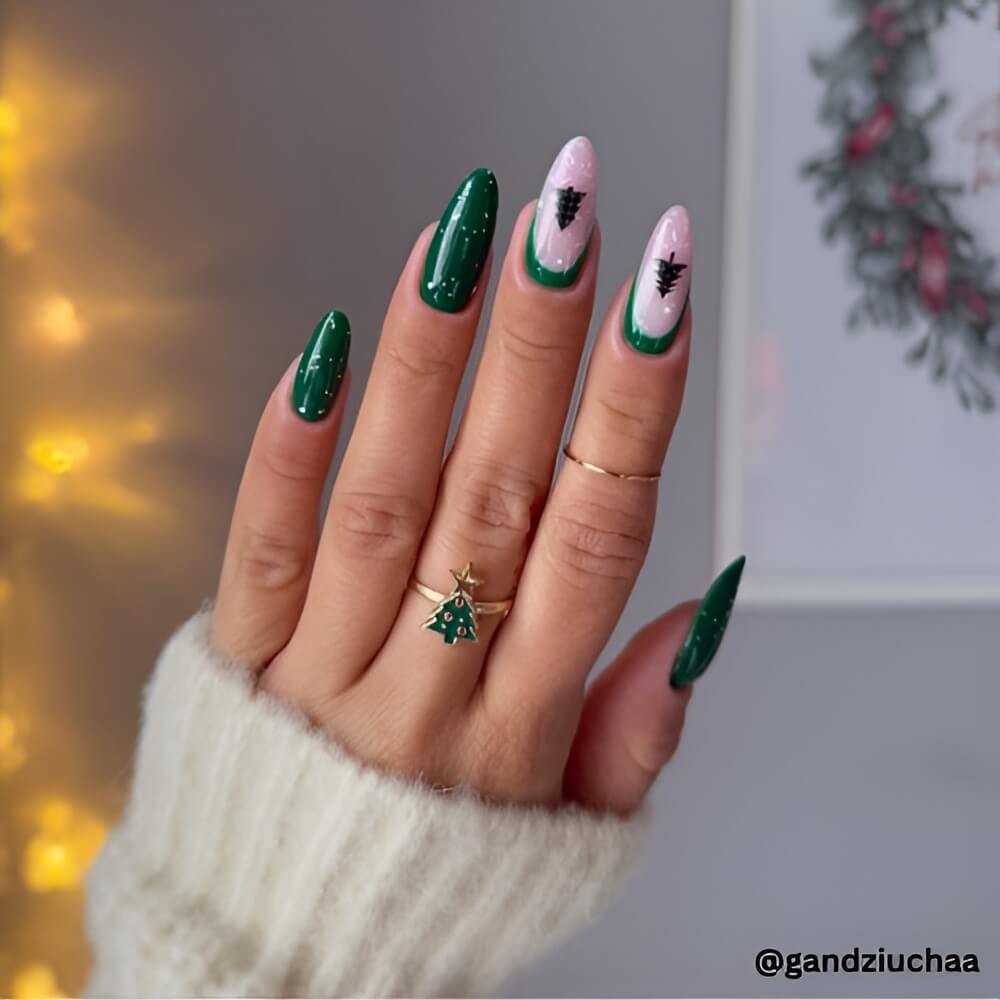christmas-tree-nail-design.jpg