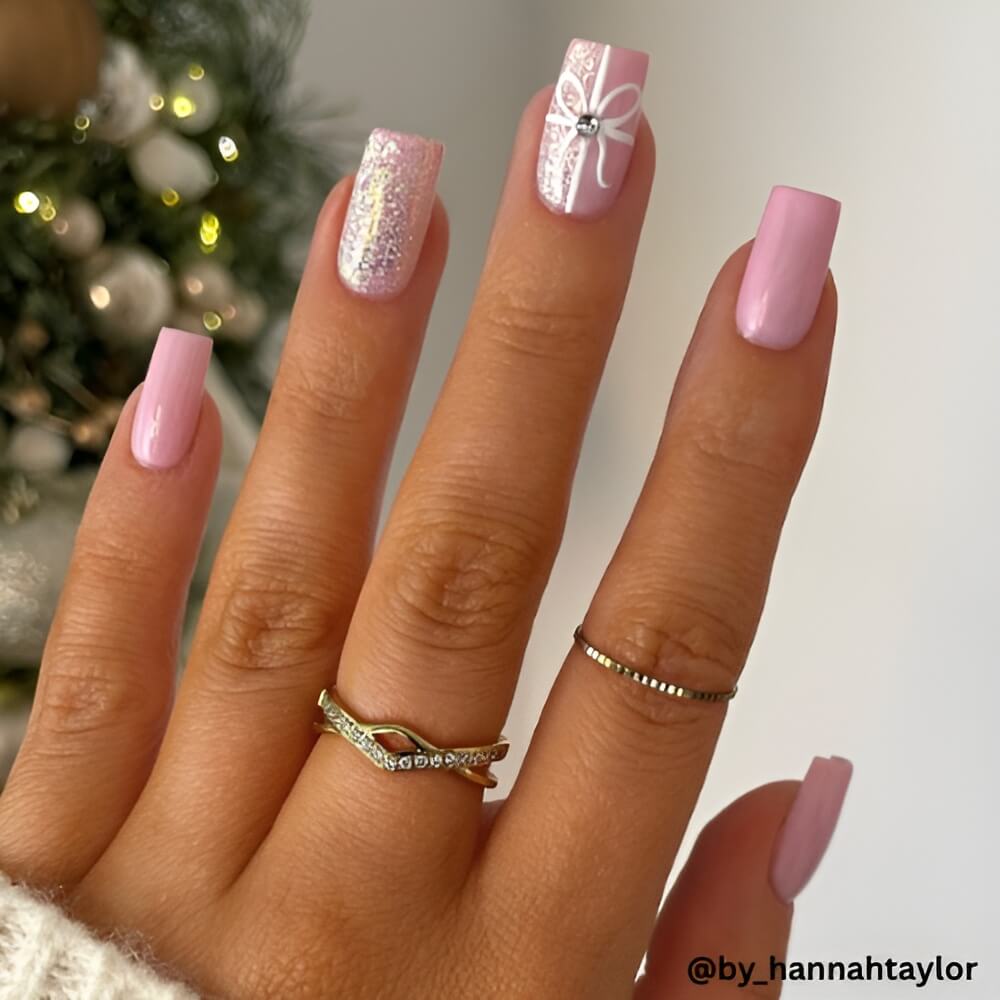 cute-pink-christmas-nail-designs.jpg