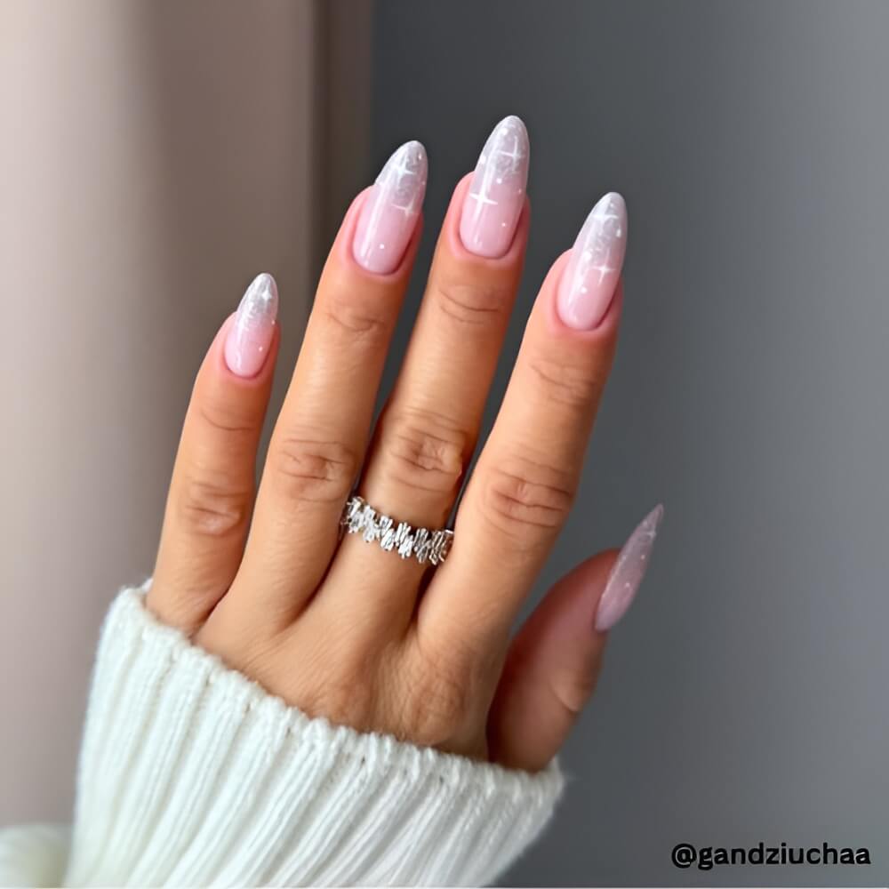 sparkly-silver-snowflake-nails.jpg