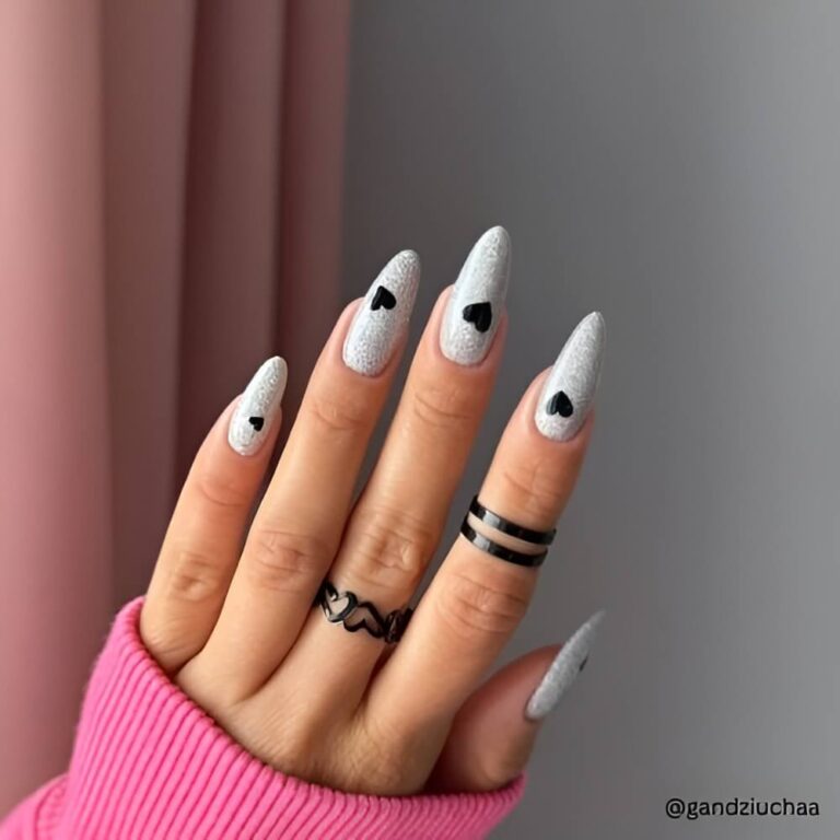 Valentine’s Day nail ideas