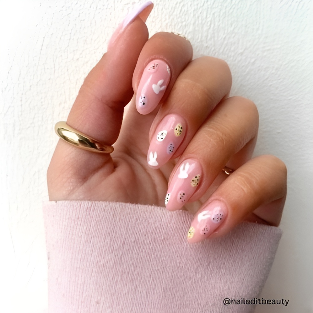 Pastel spring nail design with soft colors and a fresh seasonal manicure