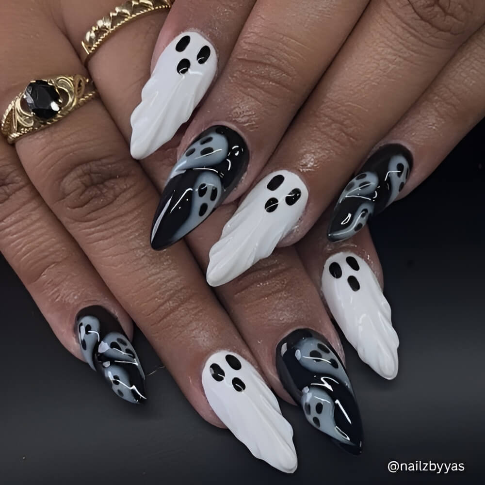 Halloween nails
